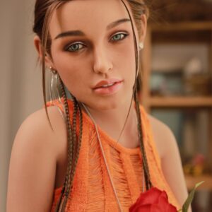 Elise – The Amber Rose Muse